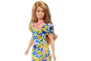 Mattel presentó la primera Barbie con síndrome de Down