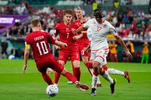 Túnez frustró a Dinamarca, le tapó los caminos y le arrancó un merecido empate