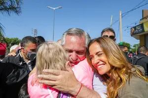 Alberto Fernández se mostró junto a Victoria Tolosa Paz en el último fin de semana de campaña