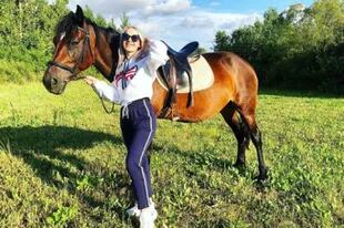 Nadezhda se dio de baja de todas las redes sociales cuando se hizo viral su foto, pero ahora volvió a abrir sus perfiles