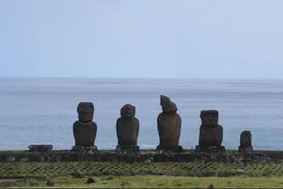 Las famosas estatuas de la isla de Pascua