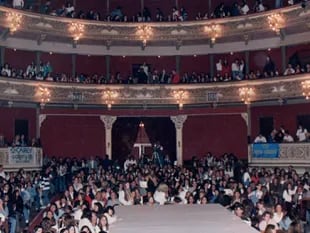 El teatro El Círculo, de Rosario, donde Losada dio sus primeros pasos como modelo para Melocotón.