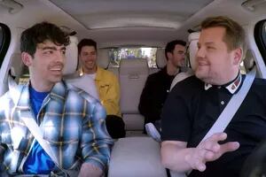 Los Jonas Brothers volvieron a cantar juntos en el "Carpool Karaoke"