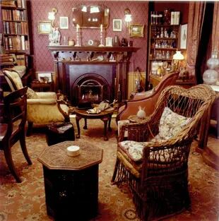 El estudio del famoso detective inglés recreado en el Sherlock Holmes Museum.