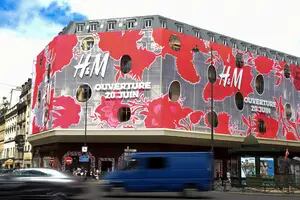 H&M abrió una mega tienda en París