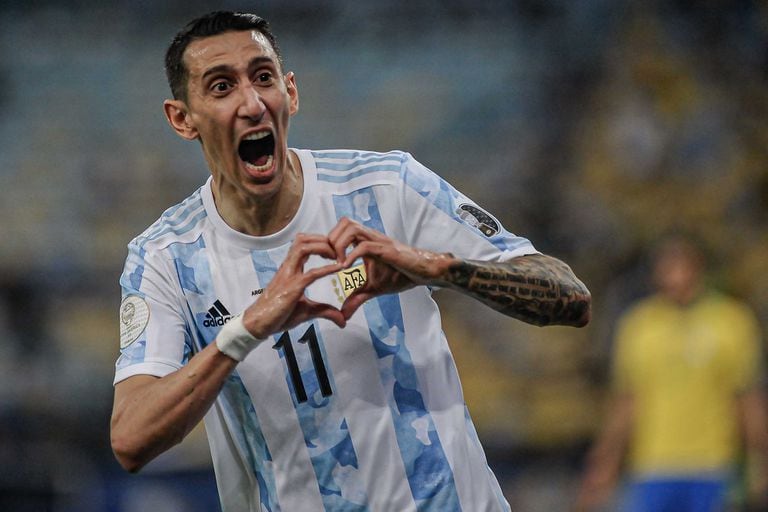 Di María ya definió de emboquillada y festeja el corazón que siempre le dedica a su familia