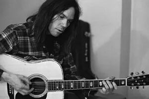 Las tres mejores canciones de Neil Young que ya no están en Spotify