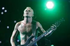 Sexo, drogas, robos y rock: las memorias de Flea, de Red Hot Chili Peppers