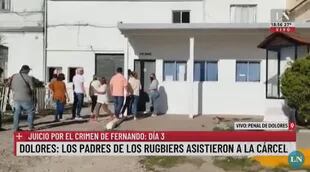 Los padres de los acusados por el crimen de Fernando Báez Sosa asistieron al penal de Dolores