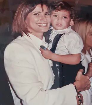 Patricia Miccio con su hijo Axel