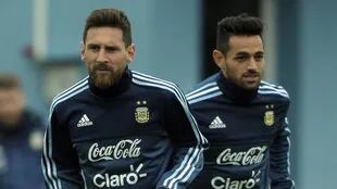 Messi y Acosta, juntos en la selección