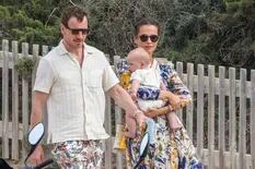 Alicia Vikander y Michael Fassbender reaparecen en Ibiza junto a su pequeño hijo