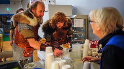 Tomando el desayuno antes de que comience el festival
