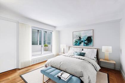 Además del penthouse, la actriz posee una mansión en Hollywood Hills de cuatro millones de dólares y otra en Los Hamptons, que vale 2,2 millones.