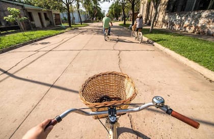 Paseo en bicicleta por Romang.