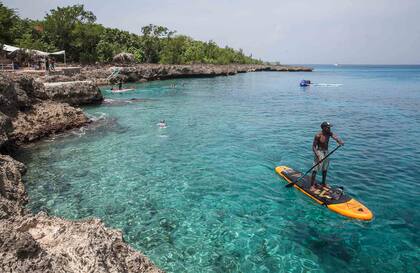 Stand up paddle en West View.