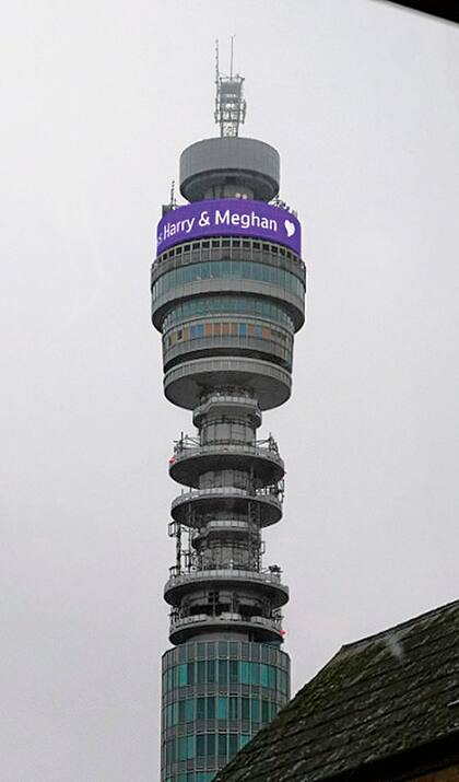La BT Tower de Londres homenajeó el enlace entre Harry y Meghan