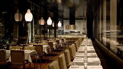 Al fondo se puede ver la cocina