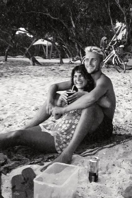 Junto a su novio belga, llamado Tom, un profesor de gimnasia e instructor de buceo que vive en la isla desde hace cuatro años