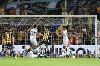 El gigante de Rosario que tanto esperó este grito: el íntimo festejo de Central