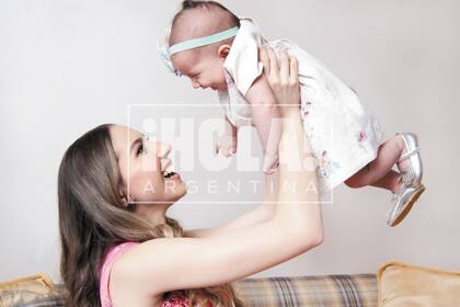 Su mujer con su única heredera