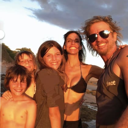 Postal en familia. "Creo que el arte está en todos lados y es parte de todas las personas. Me gusta pensar que nos acerca a cada una de nuestras emociones", sostiene.