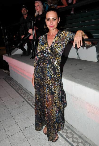 Natalia Lobo, con un vestido estilo kimono de seda bordada
