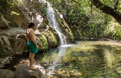 Trekking a la Reserva Natural La Cascada.