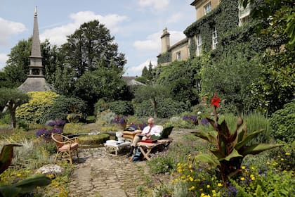 El paisajismo es un protagonista en esta residencia
