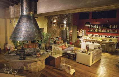 Mucho clima en el salón comedor de Calma Nono.