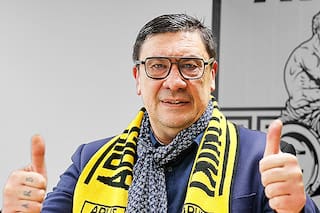 Las enseñanzas del cáncer y el enigma de zodíaco del hombre que no se permite llorar