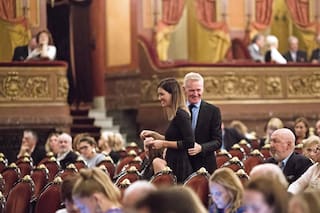 Francisco De Narváez. Presentó en sociedad nueva "candidata"