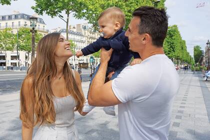 Por el momento, la pareja admite que no está en sus planes volver a Argentina. “Siempre tenemos presente a nuestro país y soñamos con vivir allá también. Pero ahora con un hijo, nuestras prioridades son otras y, sin ser egoístas, queremos poner el foco en su futuro”, dice Imhoff.