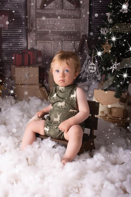 Lautaro, el benjamín de la casa. “Estoy entusiasmado con los programas que podamos hacer juntos en el futuro, como padre e hijo. Pero todavía es chico, es un nene muy inquieto, empezó a caminar a los diez meses y ahora no para, típico de la edad”, agrega el ex nadador.