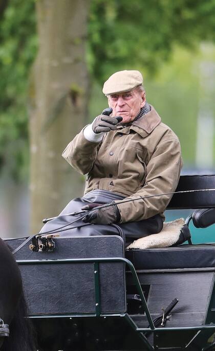 En mayo de 2019, Felipe fue retratado conduciendo un carruaje en Windsor. Días después, hizo su última aparición pública: fue a la boda de Lady Gabriella Windsor y Thomas Kingston.