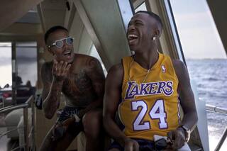 Ibiza, modelos y yates: opulentas vacaciones de los brasileños de Real Madrid