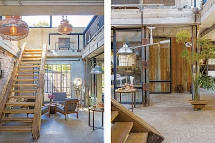 En el living de planta baja, hay sillones nórdicos originales retapizados y una lámpara de pie que era un buscahombre de barco pesquero.