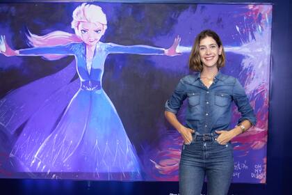 La actriz Clara Alonso se sintió como en su casa, ya que es una de las estrellas Disney pues fue parte de High School Musical: la Selección y Violetta, entre otras producciones