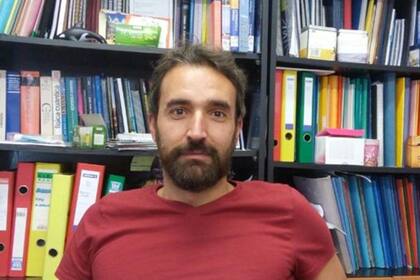 El físico Juan de Dios Zornoza coordina el grupo español de ANTARES y KM3NeT, telescopios submarinos de neutrinos en el Mediterráneo