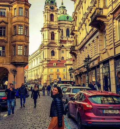 Tania Huecke está renovando la visa de trabajo cada un año para poder seguir conociendo los destinos "no convencionales" para los argentinos. Ella no tiene las barreras que muchos sí