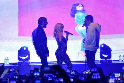 Lali Espósito entró al escenario y los fans se enloquecieron por la sorpresa