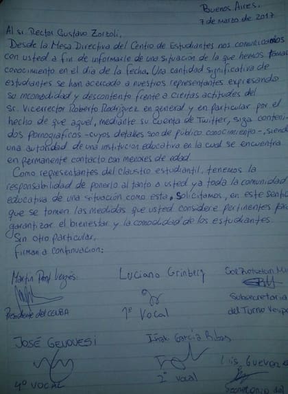 La carta de los alumnos que advierte a las autoridades académicas sobre el presunto comportamiento del profesor