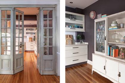 Sofía hizo el diseño para convertir estas ventanas de demolición en una puerta de doble hoja con vidrio repartido que conducen del living a la cocina.