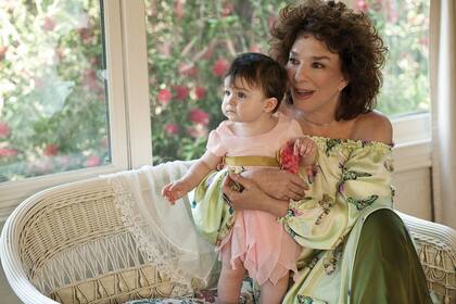 Marzo de 2011, Graciela Borges presentó a su nieta
