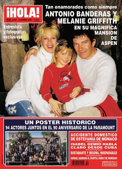 La tapa de ¡Hola! donde posaron en su mansión