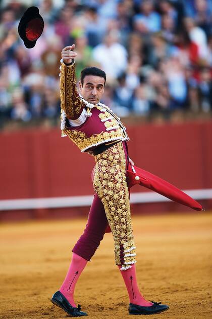 Mientras la flamante pareja se muestra en público, Paloma permanece recluida en la finca Cetrina, en Jaén, junto a sus hijas y sus padres