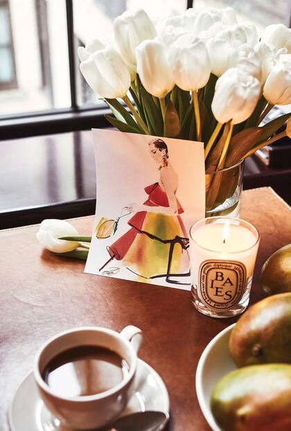 El figurín, hecho en acuarela por el ilustrador inglés David Downton