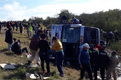 El ómnibus llevaba a jubilados mendocinos a las Termas de Río Hondo