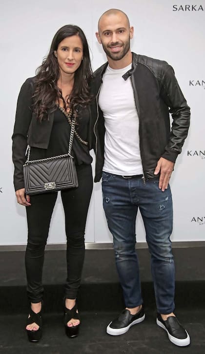 Javier Mascherano y su mujer, Fernanda Morello, también estuvieron en la apertura.
