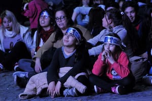 ViveRo: así vivieron el homenaje los fans a pasos del Obelisco